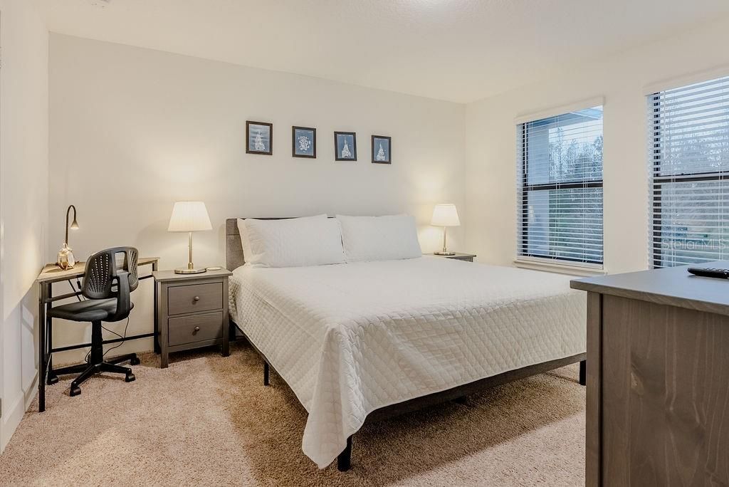 For Sale: $389,000 (4 beds, 3 baths, 1721 Square Feet)