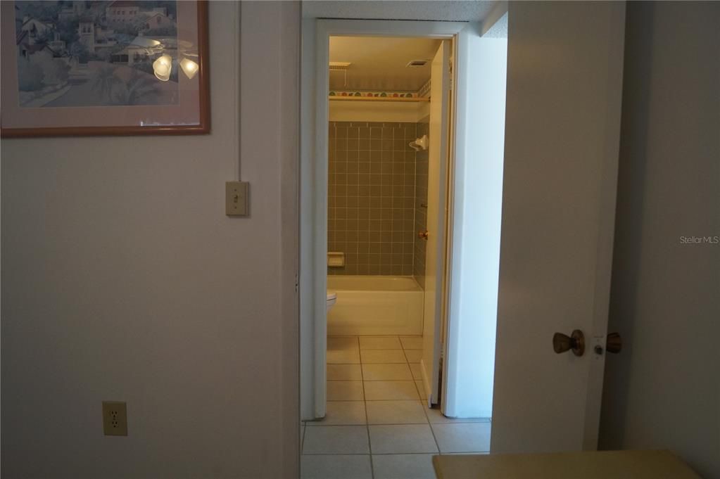 待售: $149,900 (2 贝兹, 2 浴室, 956 平方英尺)