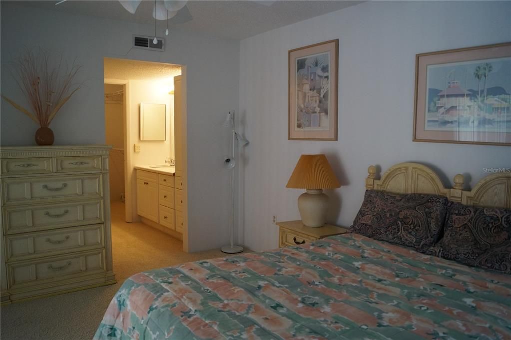 待售: $149,900 (2 贝兹, 2 浴室, 956 平方英尺)