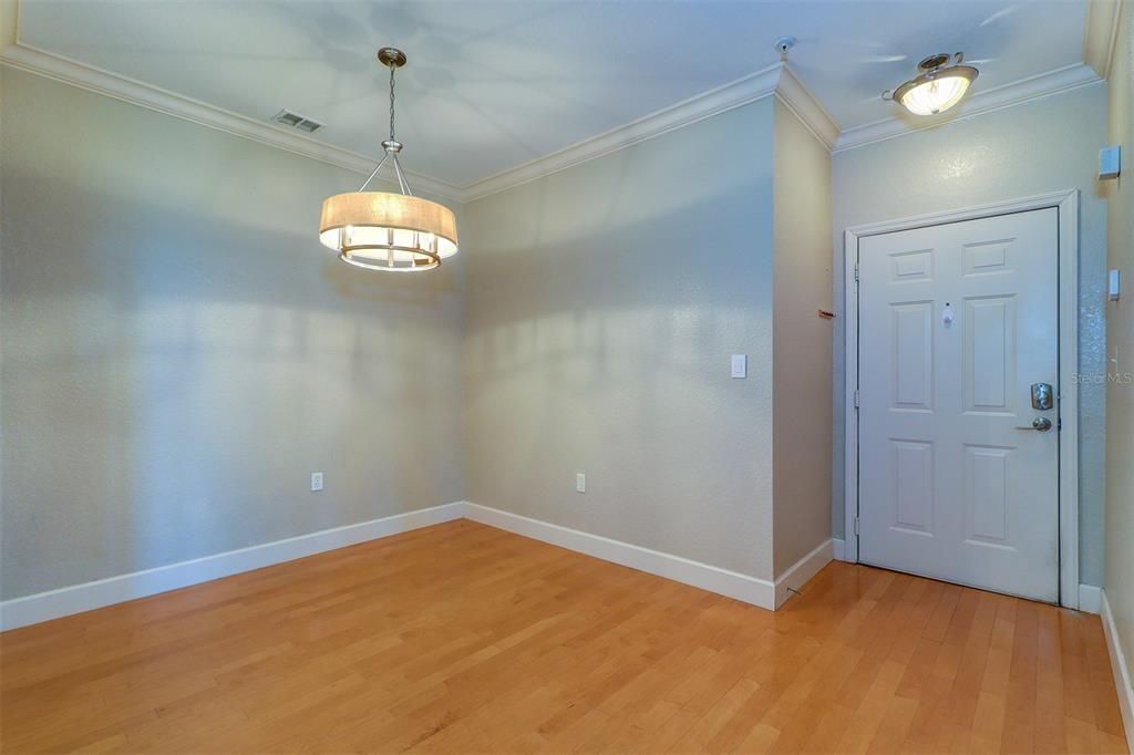 For Sale: $324,950 (2 beds, 2 baths, 1309 Square Feet)