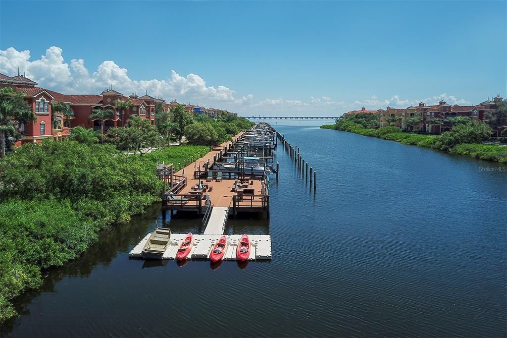 For Sale: $324,950 (2 beds, 2 baths, 1309 Square Feet)