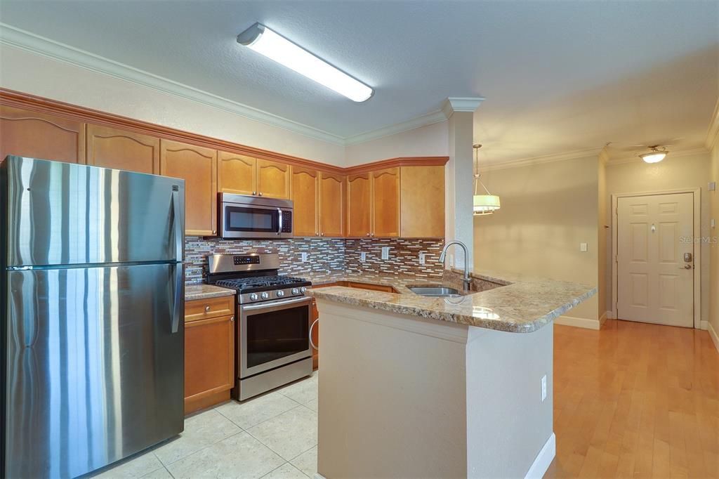 For Sale: $324,950 (2 beds, 2 baths, 1309 Square Feet)