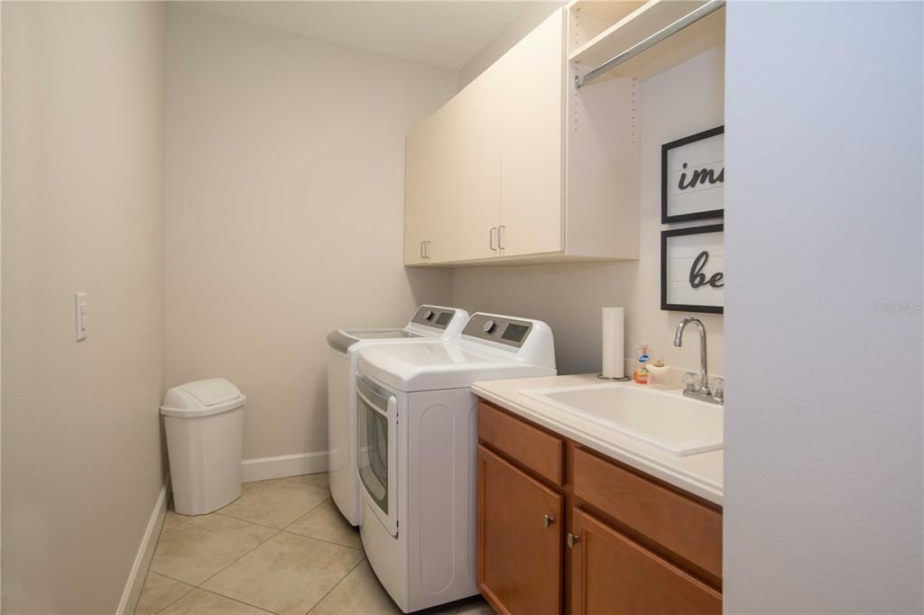 For Rent: $6,500 (2 beds, 2 baths, 1673 Square Feet)