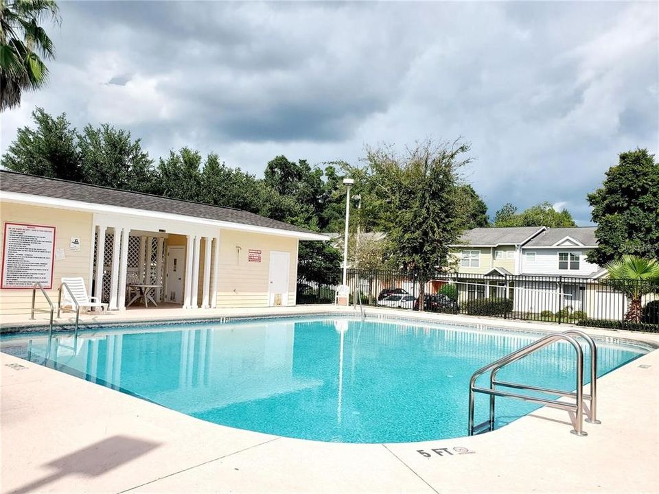 For Sale: $275,000 (3 beds, 2 baths, 1747 Square Feet)