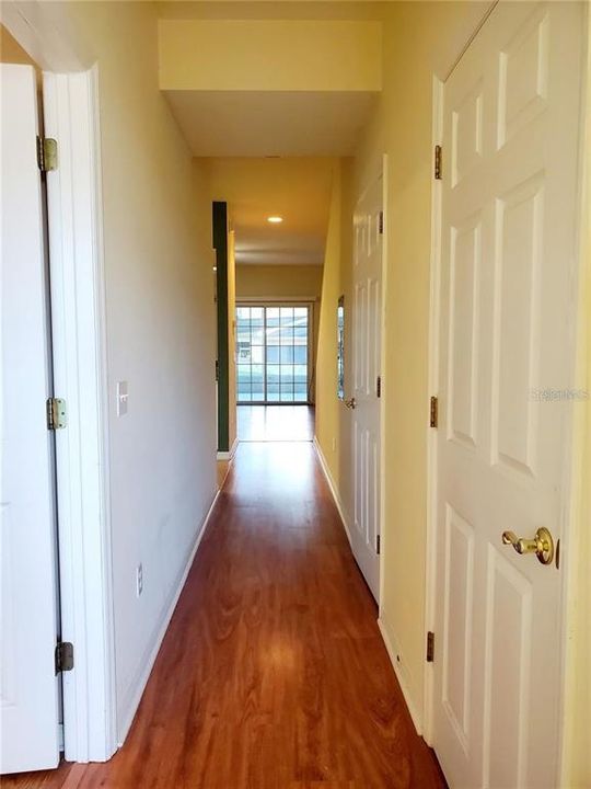 For Sale: $275,000 (3 beds, 2 baths, 1747 Square Feet)