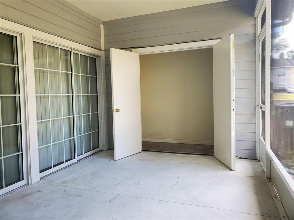 For Sale: $275,000 (3 beds, 2 baths, 1747 Square Feet)