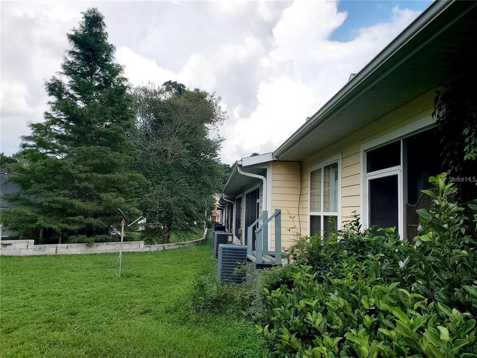 For Sale: $275,000 (3 beds, 2 baths, 1747 Square Feet)