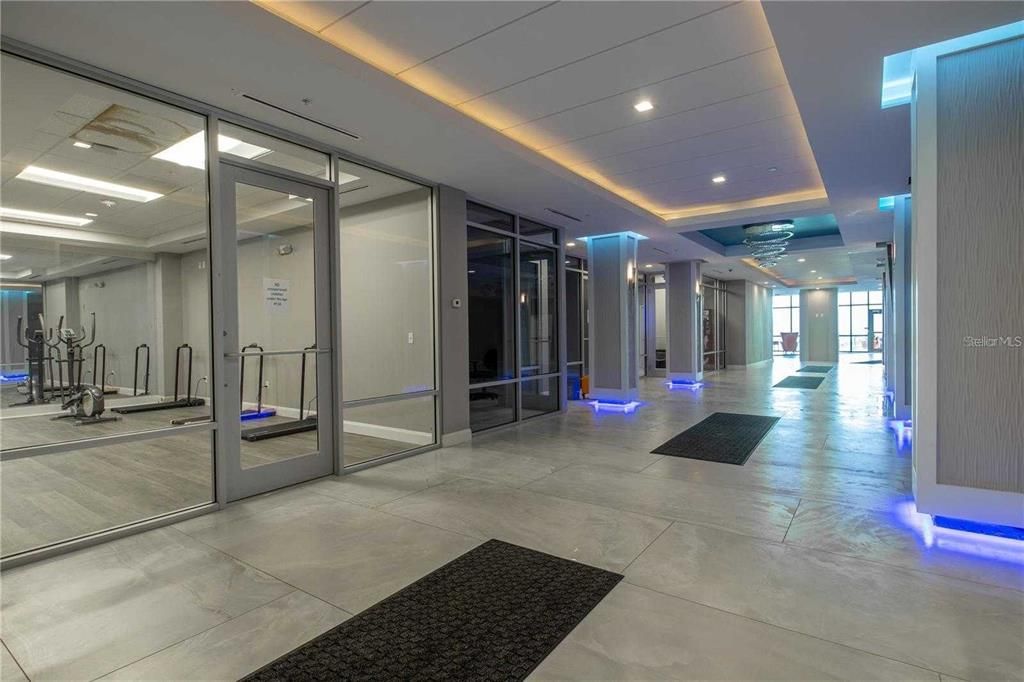 For Sale: $199,700 (2 beds, 2 baths, 793 Square Feet)