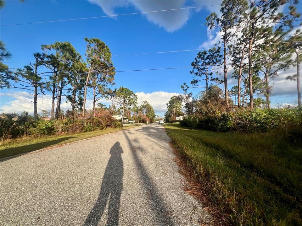 На продажу: $29,000 (0.23 acres)