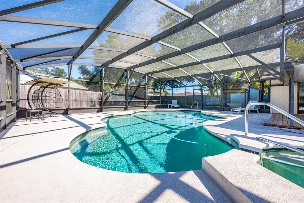 En Venta: $490,000 (4 camas, 2 baños, 1930 Pies cuadrados)