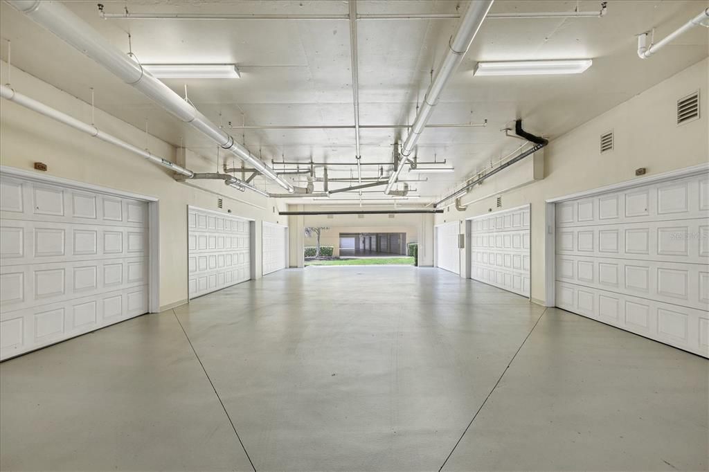 合同活跃: $679,900 (3 贝兹, 3 浴室, 2287 平方英尺)