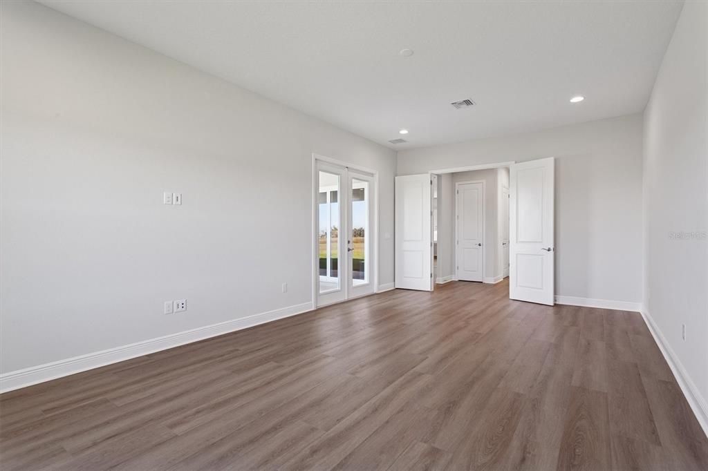 For Sale: $934,990 (4 beds, 4 baths, 3922 Square Feet)