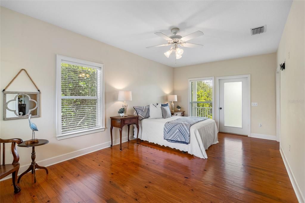 For Sale: $1,750,000 (4 beds, 3 baths, 3043 Square Feet)