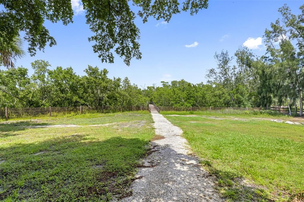 For Sale: $1,750,000 (4 beds, 3 baths, 3043 Square Feet)