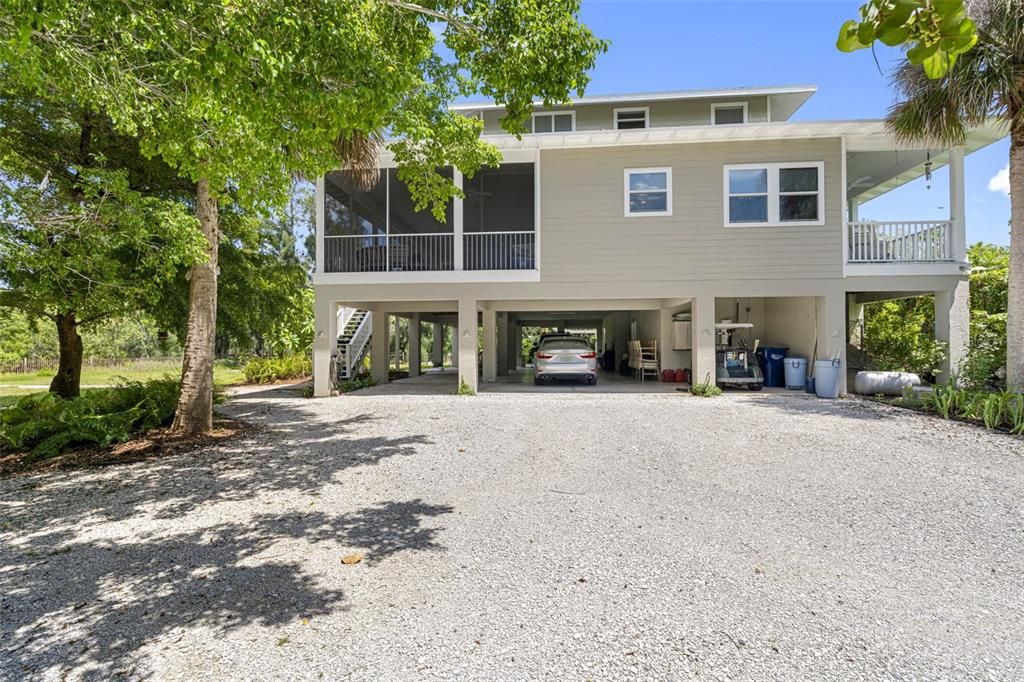 For Sale: $1,750,000 (4 beds, 3 baths, 3043 Square Feet)