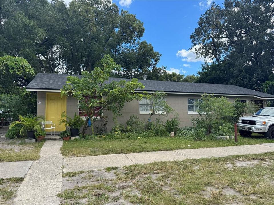 For Rent: $1,400 (2 beds, 1 baths, 1320 Square Feet)