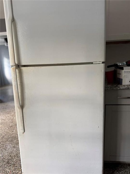 For Rent: $1,400 (2 beds, 1 baths, 1320 Square Feet)