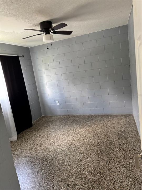 For Rent: $1,400 (2 beds, 1 baths, 1320 Square Feet)