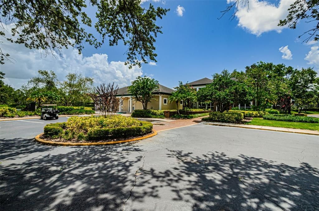 На продажу: $199,999 (2 спален, 2 ванн, 990 Квадратных фут)