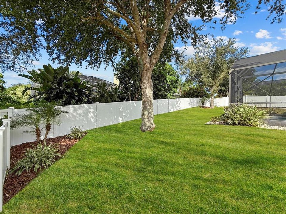 Под контрактом: $515,000 (3 спален, 2 ванн, 1967 Квадратных фут)