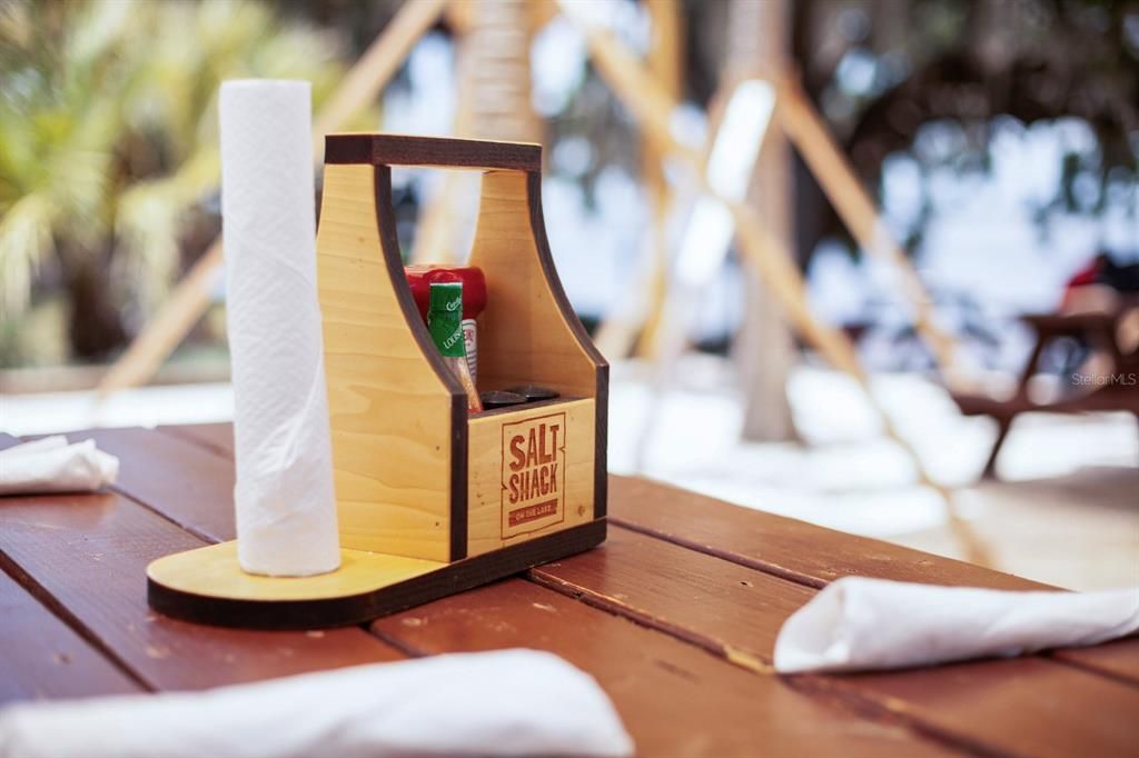 Под контрактом: $515,000 (3 спален, 2 ванн, 1967 Квадратных фут)