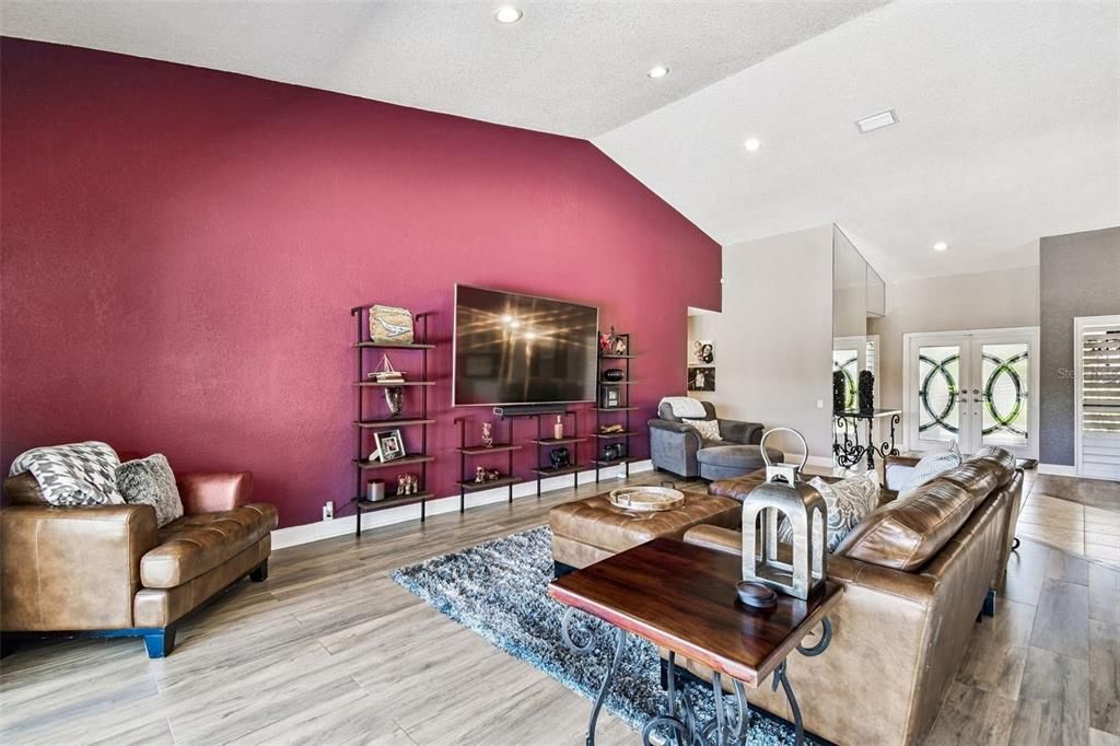 En Venta: $1,945,000 (4 camas, 2 baños, 3110 Pies cuadrados)