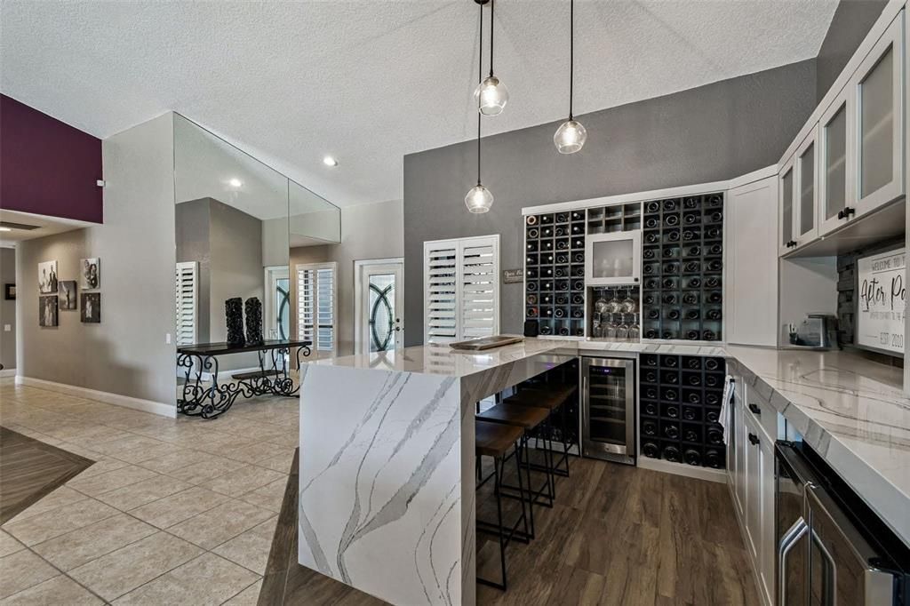 En Venta: $1,945,000 (4 camas, 2 baños, 3110 Pies cuadrados)