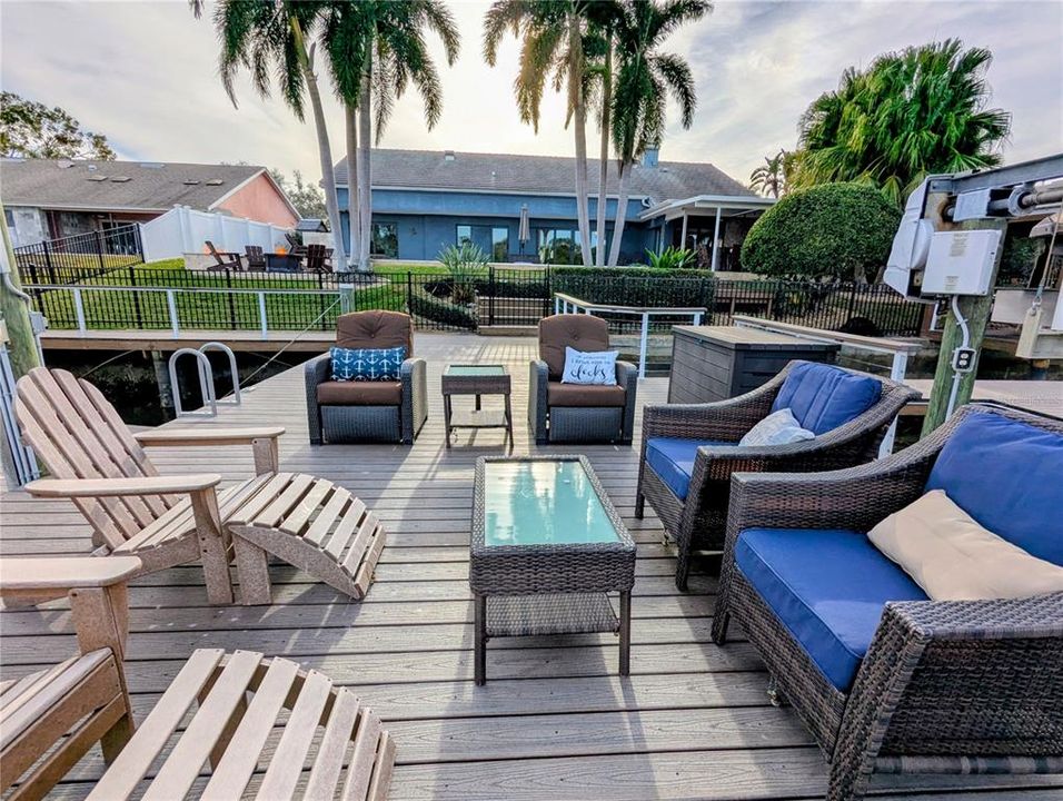 En Venta: $1,945,000 (4 camas, 2 baños, 3110 Pies cuadrados)