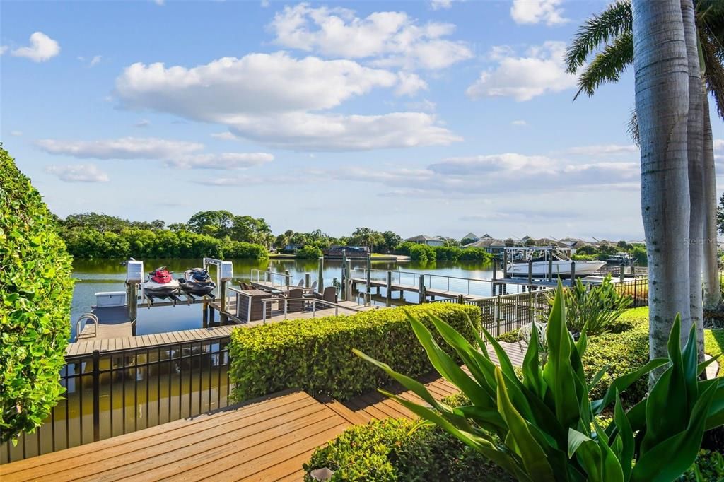 En Venta: $1,945,000 (4 camas, 2 baños, 3110 Pies cuadrados)