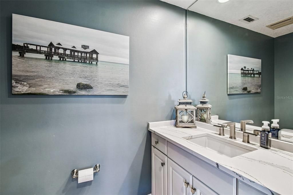 En Venta: $1,945,000 (4 camas, 2 baños, 3110 Pies cuadrados)