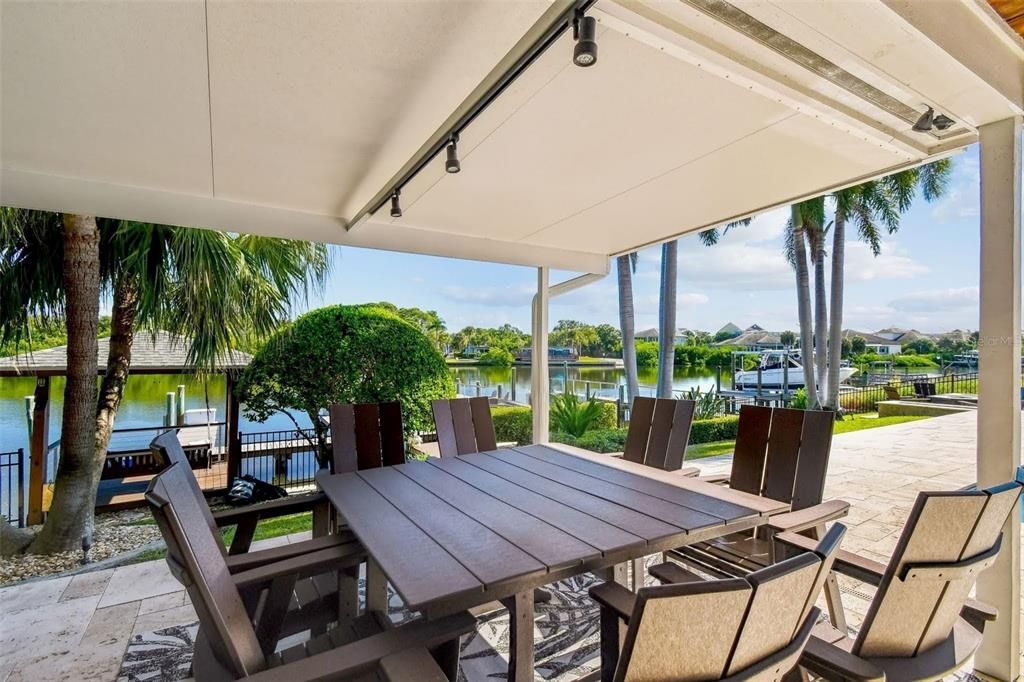 En Venta: $1,945,000 (4 camas, 2 baños, 3110 Pies cuadrados)