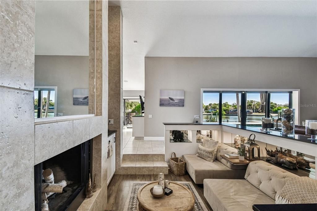 En Venta: $1,945,000 (4 camas, 2 baños, 3110 Pies cuadrados)