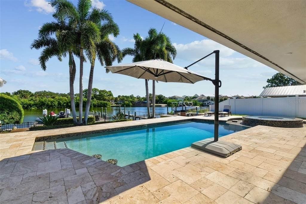 En Venta: $1,945,000 (4 camas, 2 baños, 3110 Pies cuadrados)