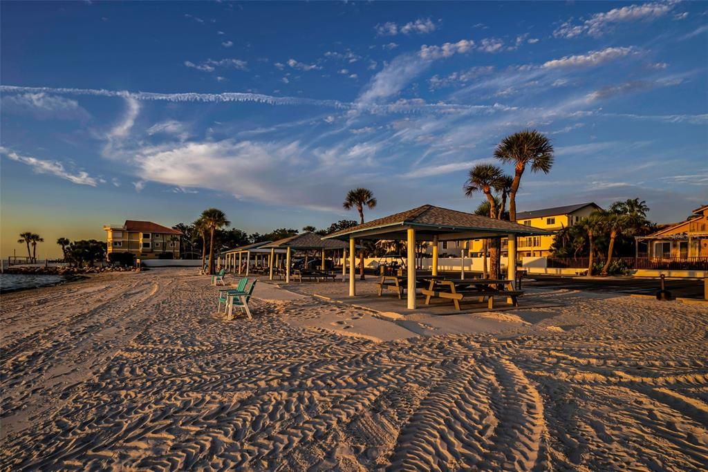 For Sale: $579,900 (0.70 acres)