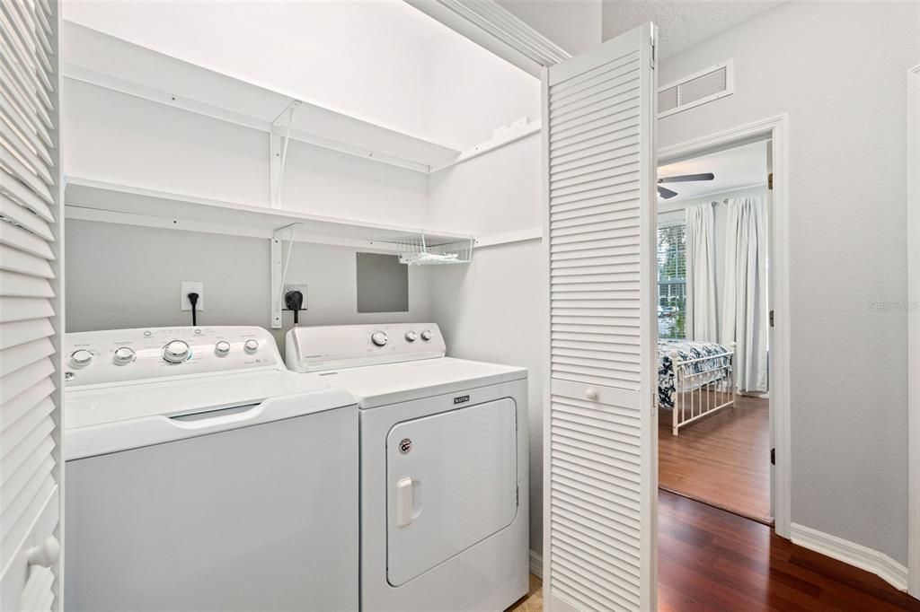 待售: $324,000 (3 贝兹, 2 浴室, 1455 平方英尺)