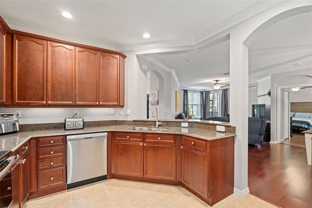 待售: $324,000 (3 贝兹, 2 浴室, 1455 平方英尺)