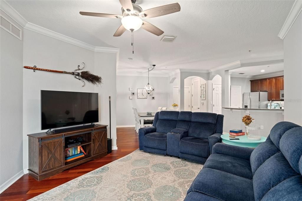 待售: $324,000 (3 贝兹, 2 浴室, 1455 平方英尺)