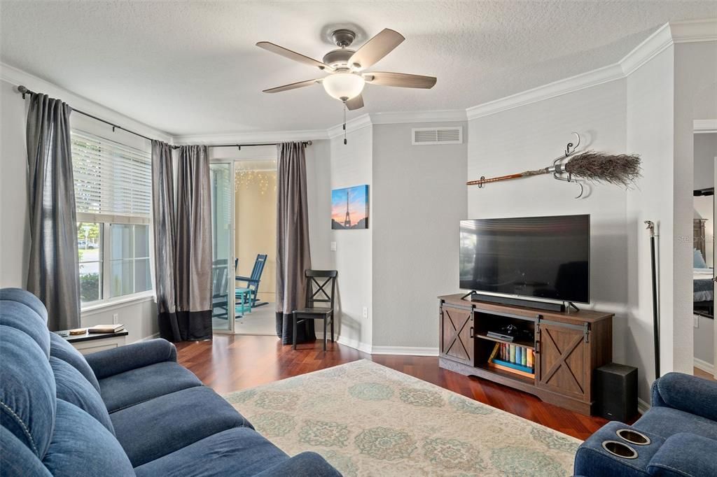 待售: $324,000 (3 贝兹, 2 浴室, 1455 平方英尺)