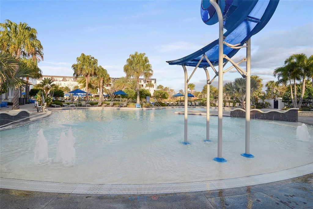 Active With Contract: $1,725 (1 beds, 1 baths, 714 Square Feet)