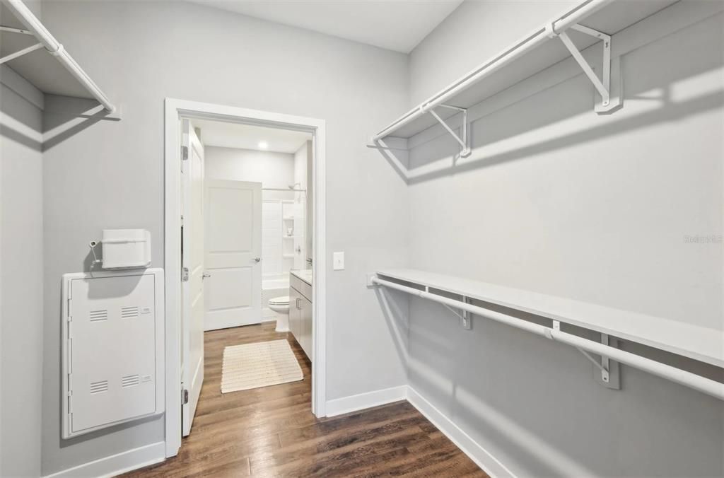 В аренду: $2,220 (2 спален, 2 ванн, 1131 Квадратных фут)