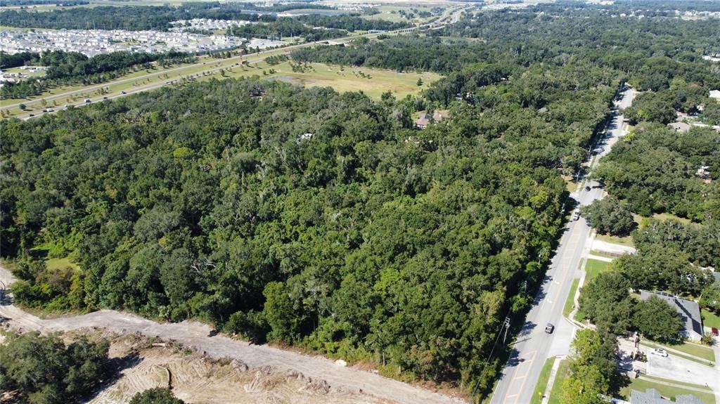 待售: $2,500,000 (2.10 acres)