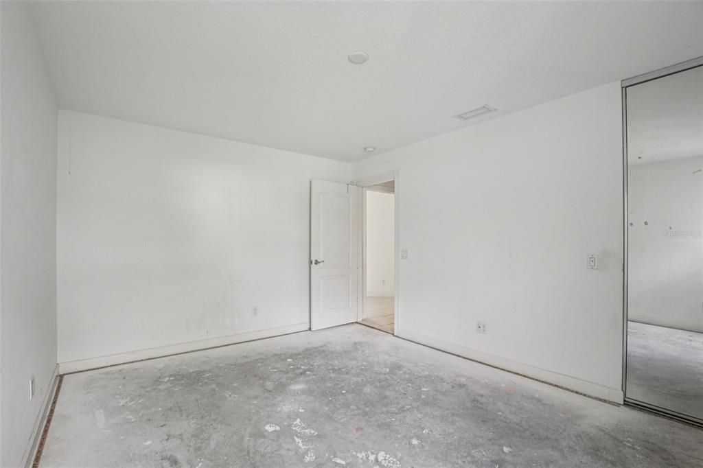 Под контрактом: $350,000 (2 спален, 2 ванн, 1534 Квадратных фут)