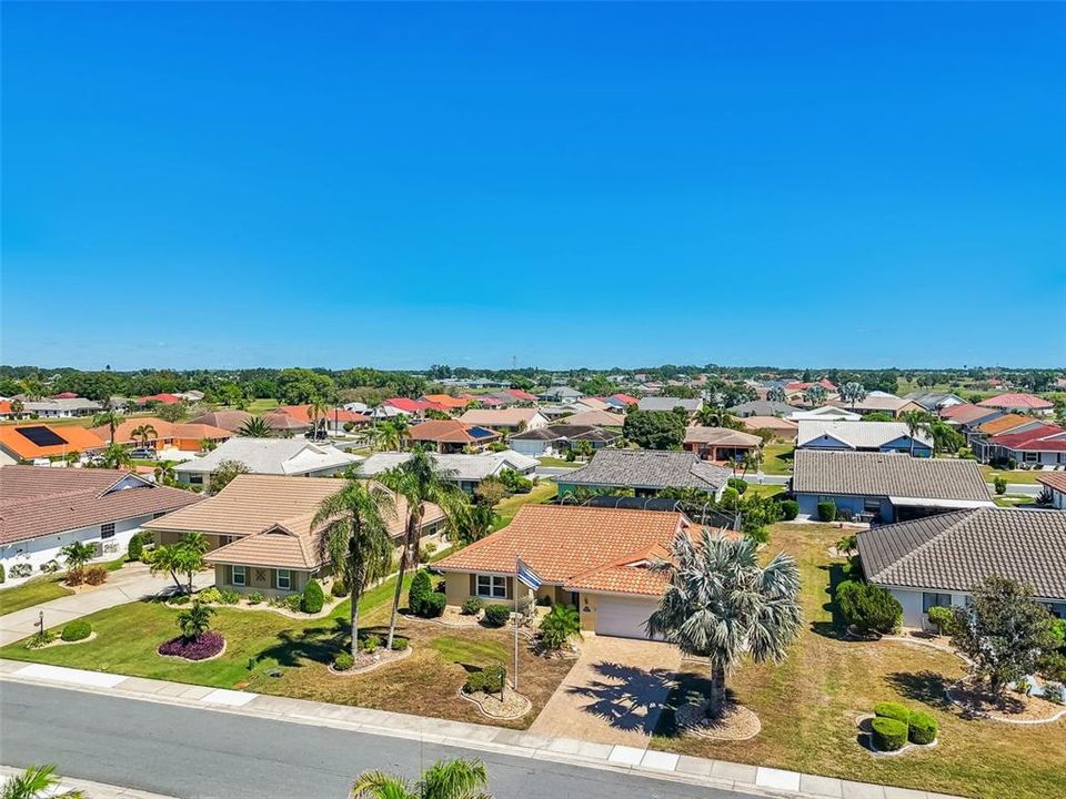 For Sale: $389,000 (2 beds, 2 baths, 1882 Square Feet)