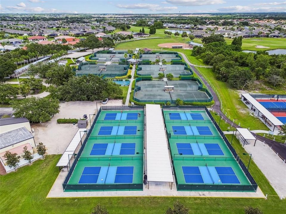 For Sale: $389,000 (2 beds, 2 baths, 1882 Square Feet)