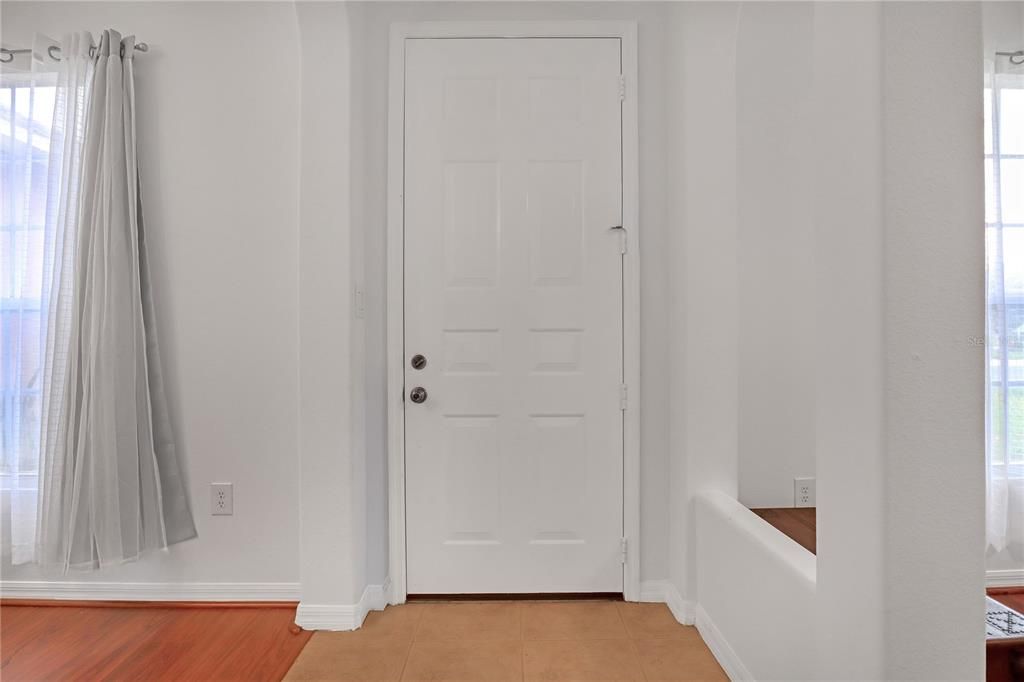 На продажу: $440,000 (4 спален, 2 ванн, 2236 Квадратных фут)