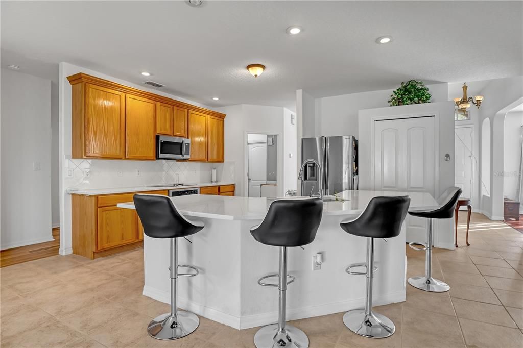 На продажу: $440,000 (4 спален, 2 ванн, 2236 Квадратных фут)