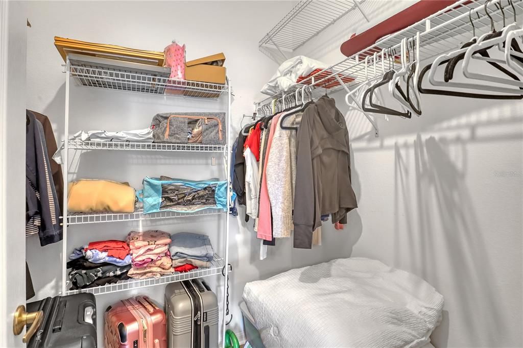 На продажу: $440,000 (4 спален, 2 ванн, 2236 Квадратных фут)