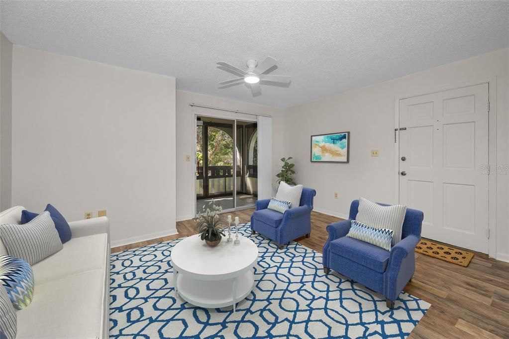 Active With Contract: $125,000 (1 beds, 1 baths, 710 Square Feet)