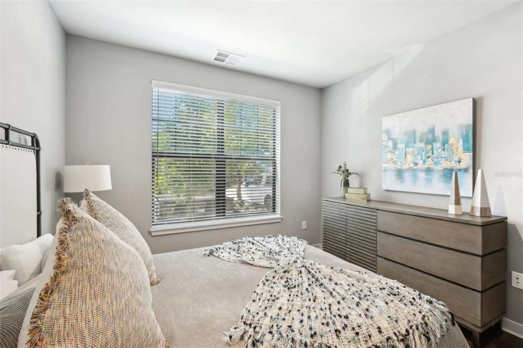 En Renta: $2,700 (3 camas, 2 baños, 1423 Pies cuadrados)