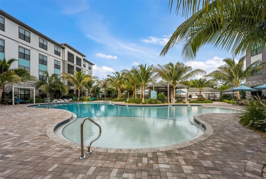 En Renta: $2,700 (3 camas, 2 baños, 1423 Pies cuadrados)